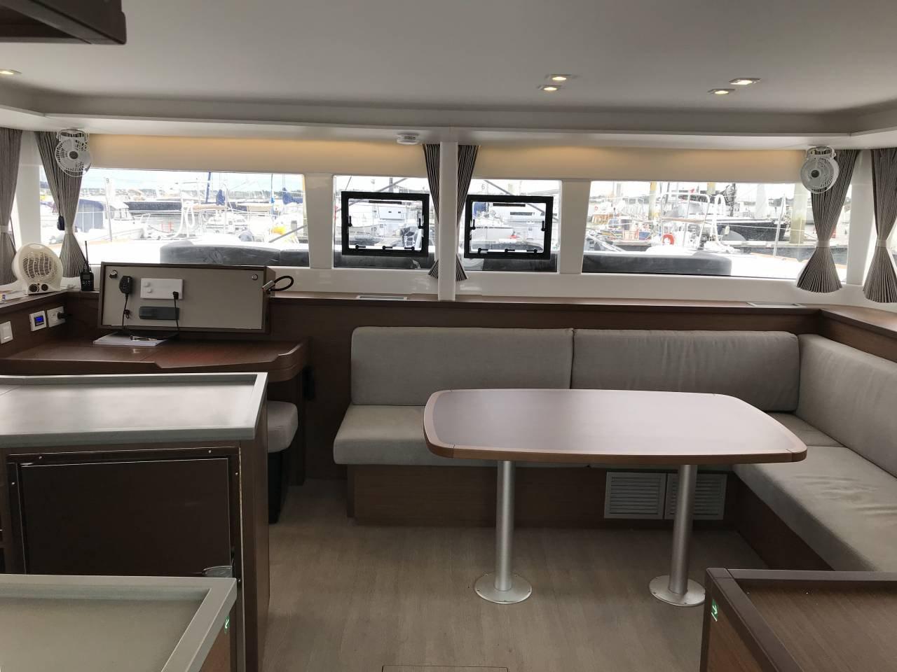 Lagoon 450 S - 4 + 2 cab., picture 4