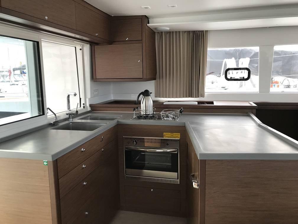 Lagoon 450 S - 4 + 2 cab., picture 5