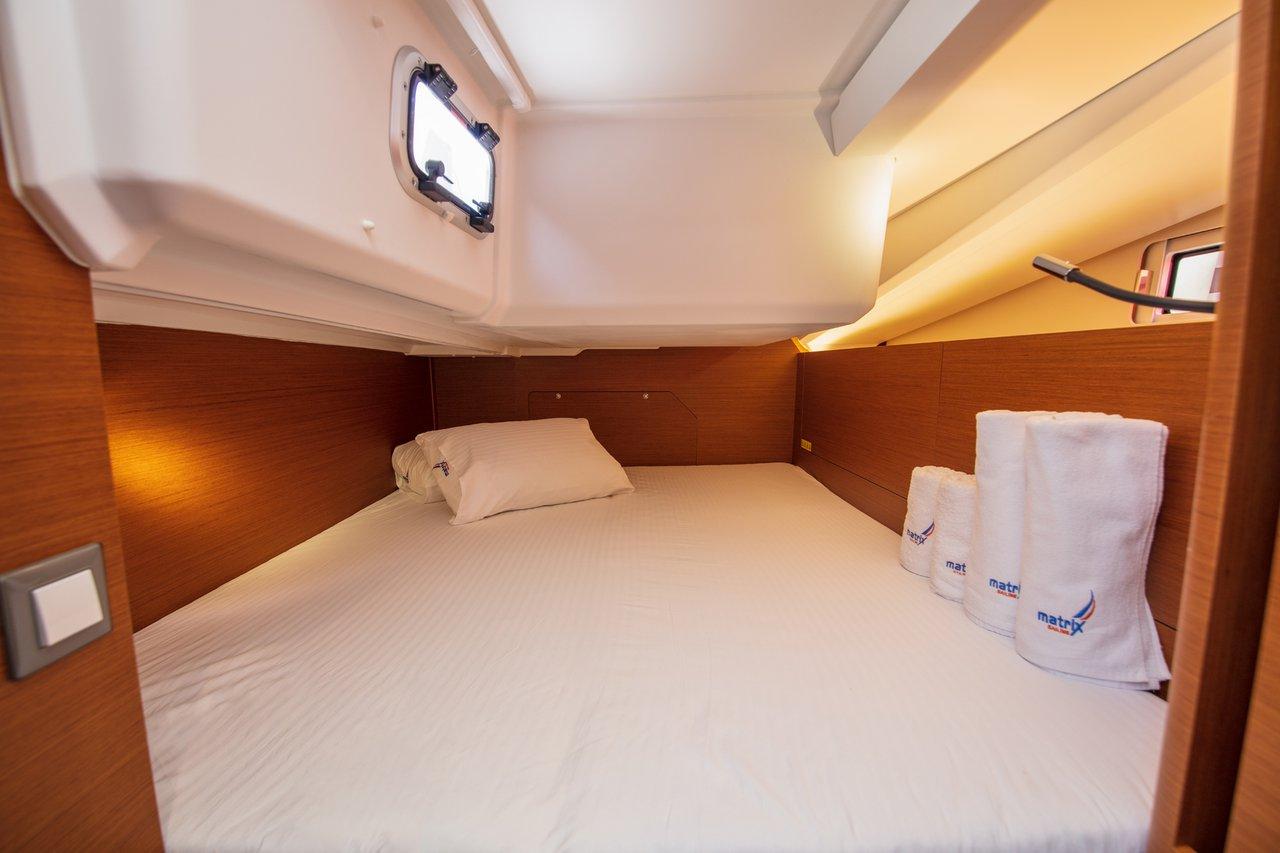 Sun Odyssey 440 - 4 cab. - White Rabbit, picture 17