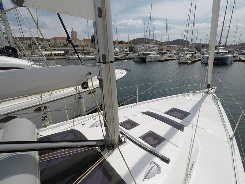 Dufour 430 GL, picture 5