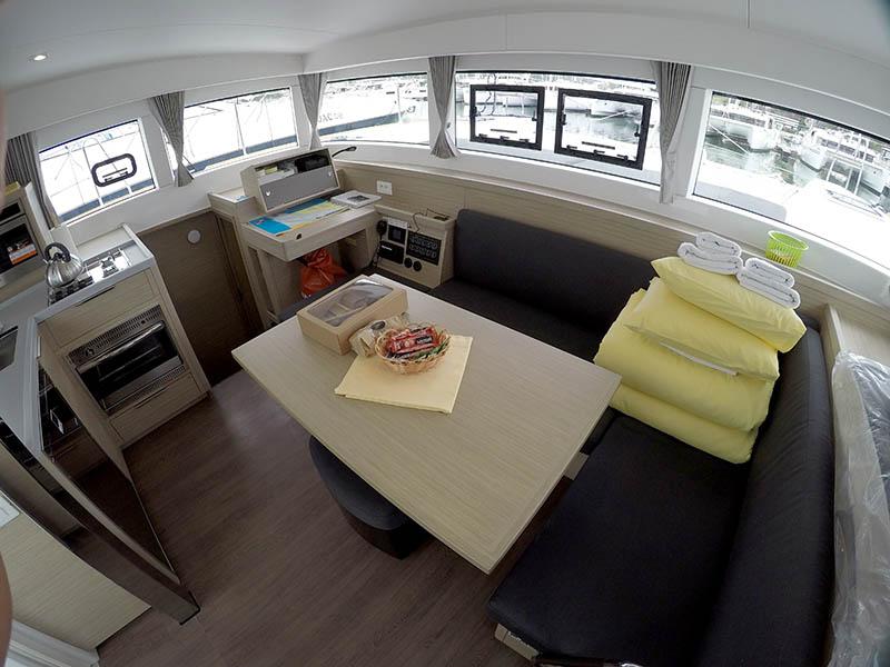 Lagoon 40 - 4 + 2 cab, picture 5