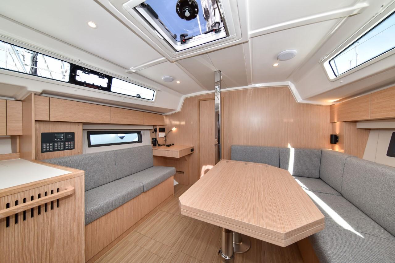 Bavaria C42, picture 16