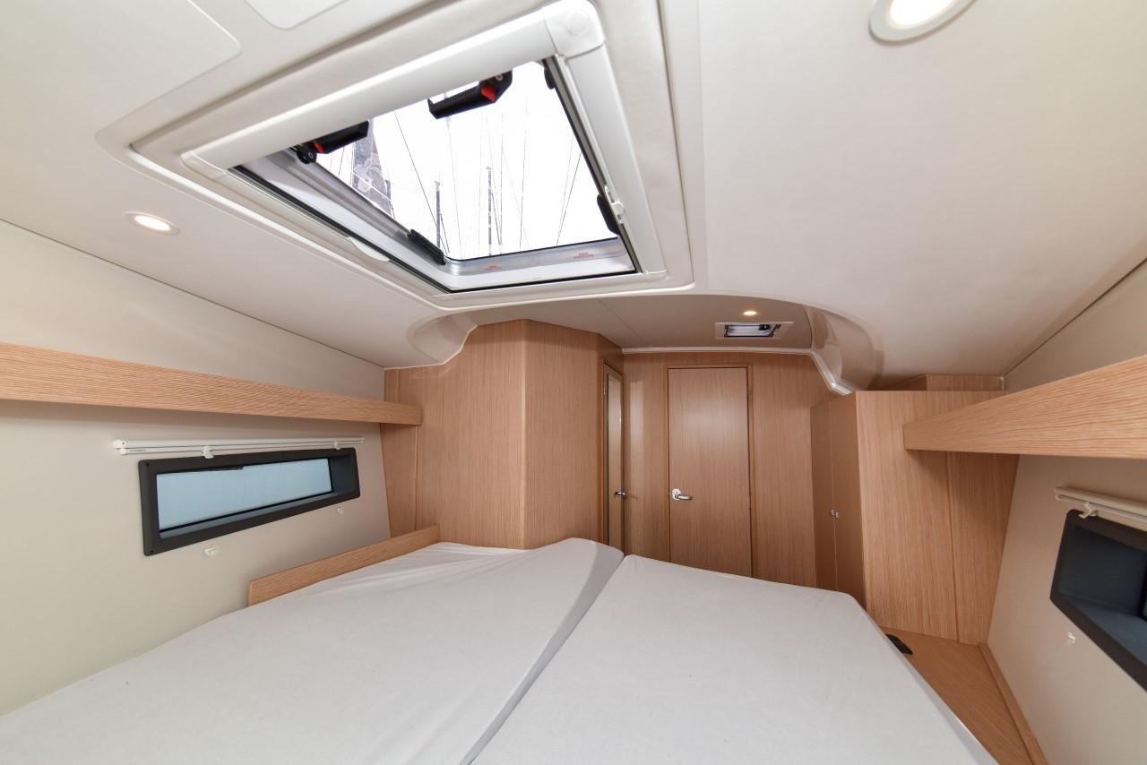 Bavaria C42, picture 23