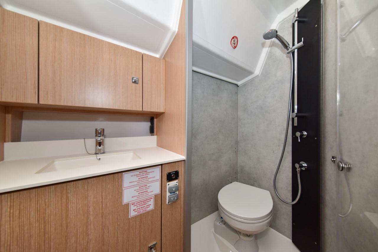 Bavaria C42, picture 29