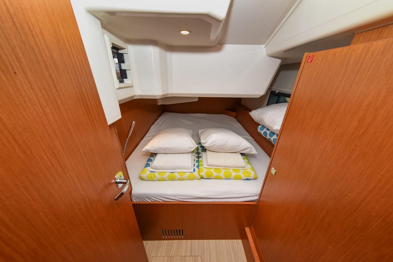 Bavaria C38, picture 26