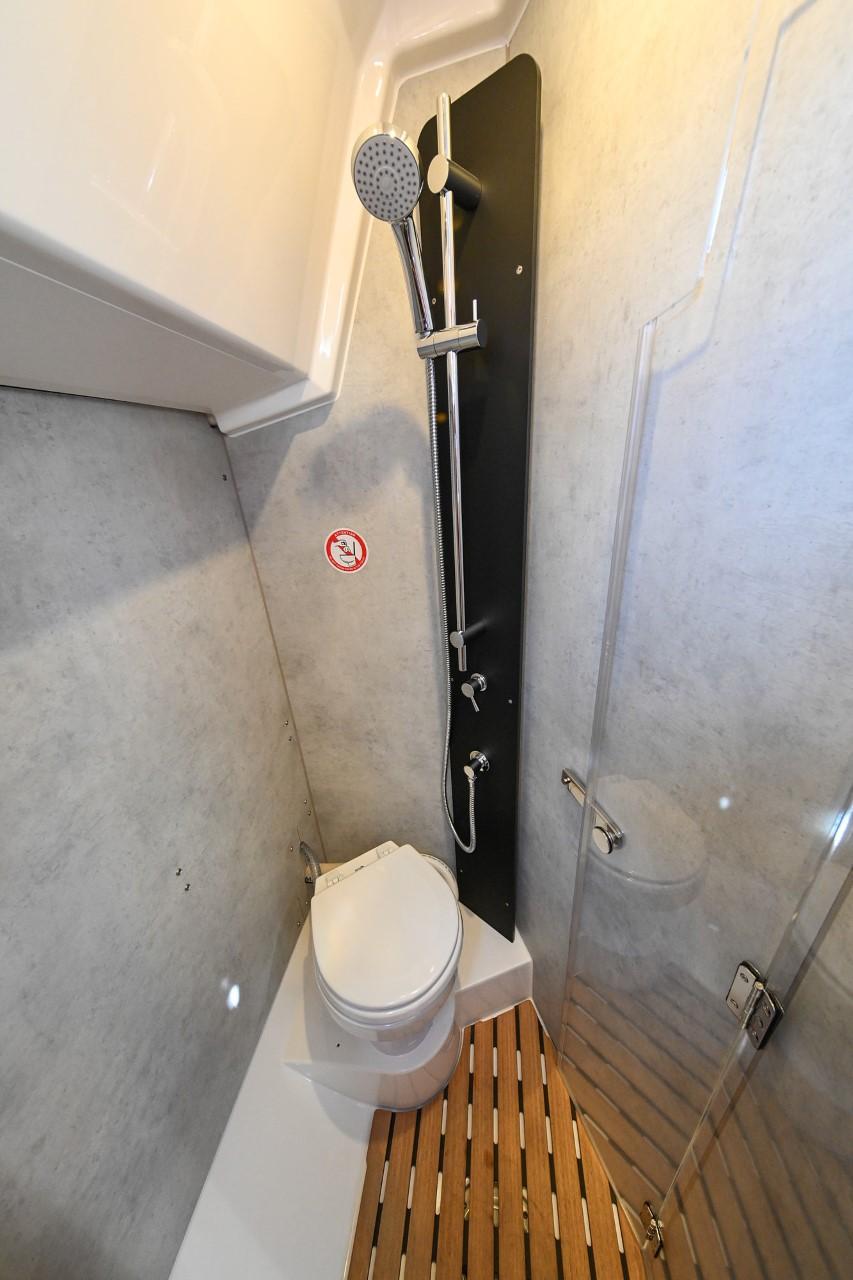 Bavaria C38, picture 31