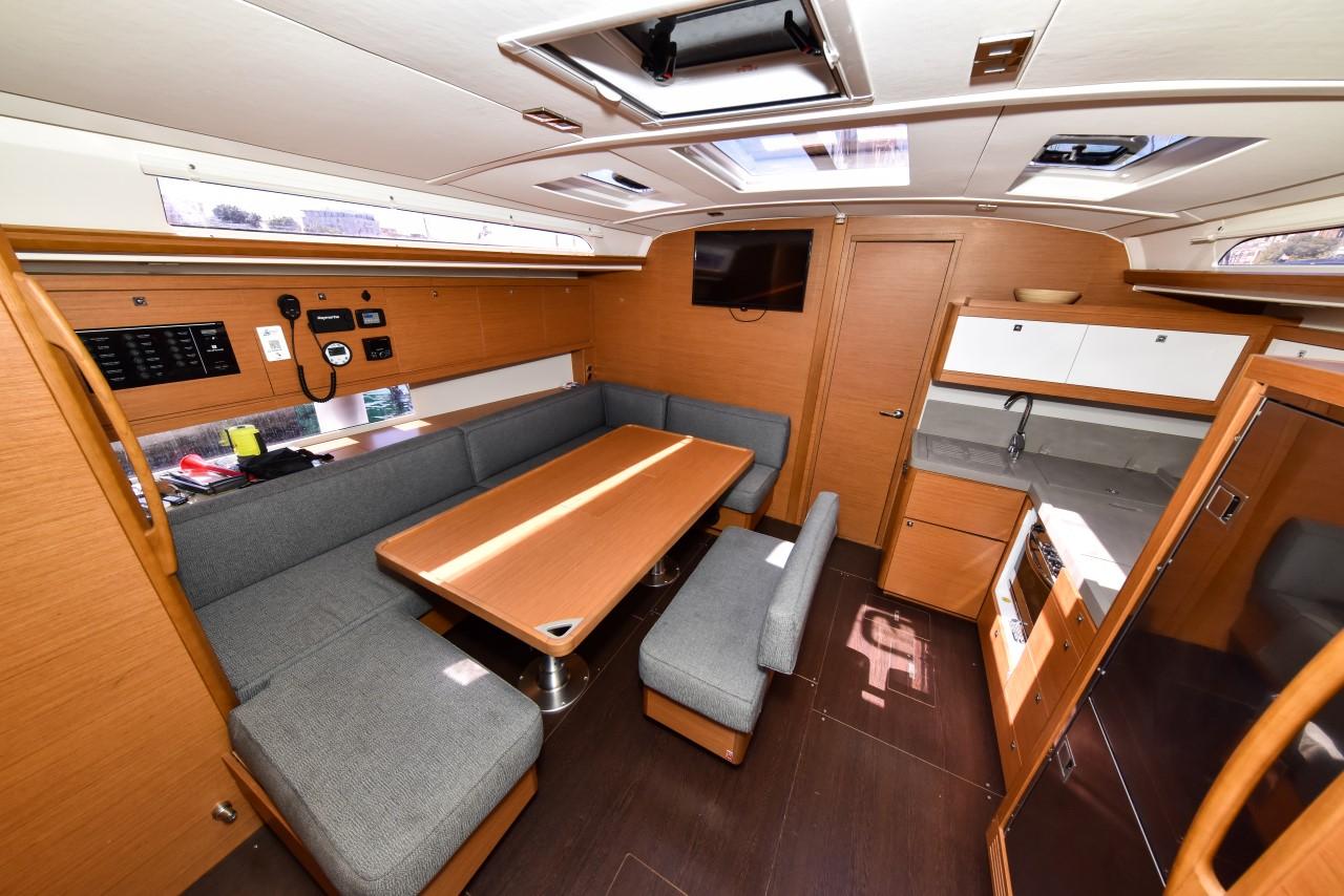 Dufour 470 - 4 + 1 cab., picture 13