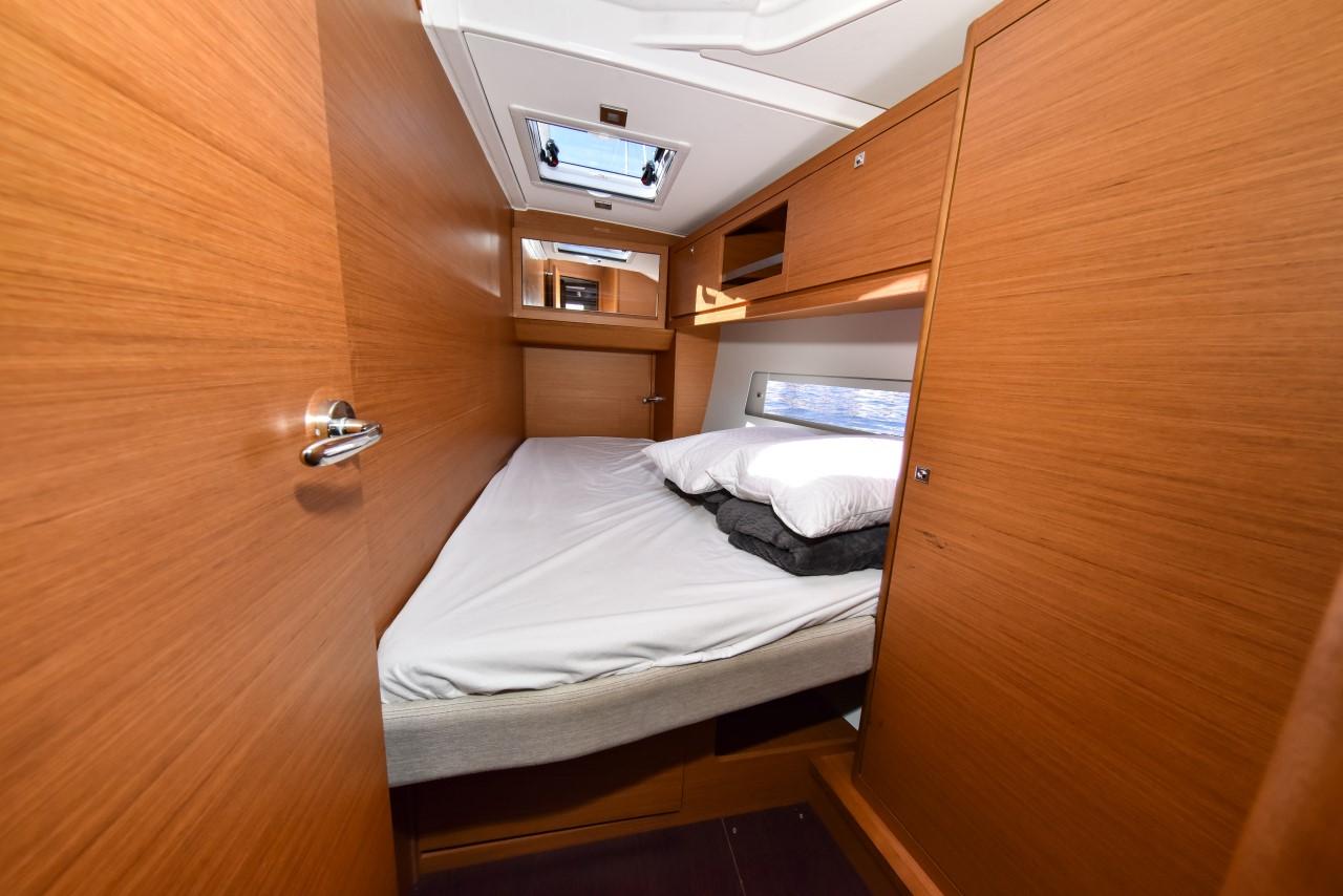 Dufour 470 - 4 + 1 cab., picture 19