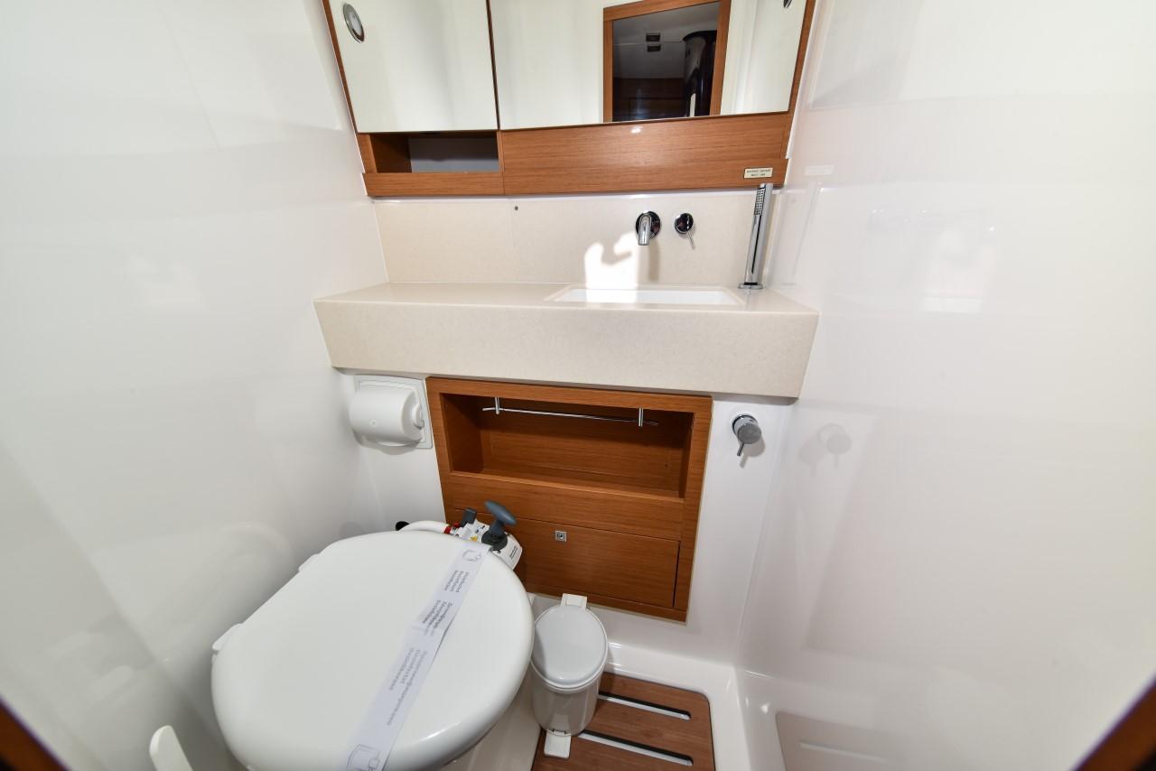 Dufour 470 - 4 + 1 cab., picture 23