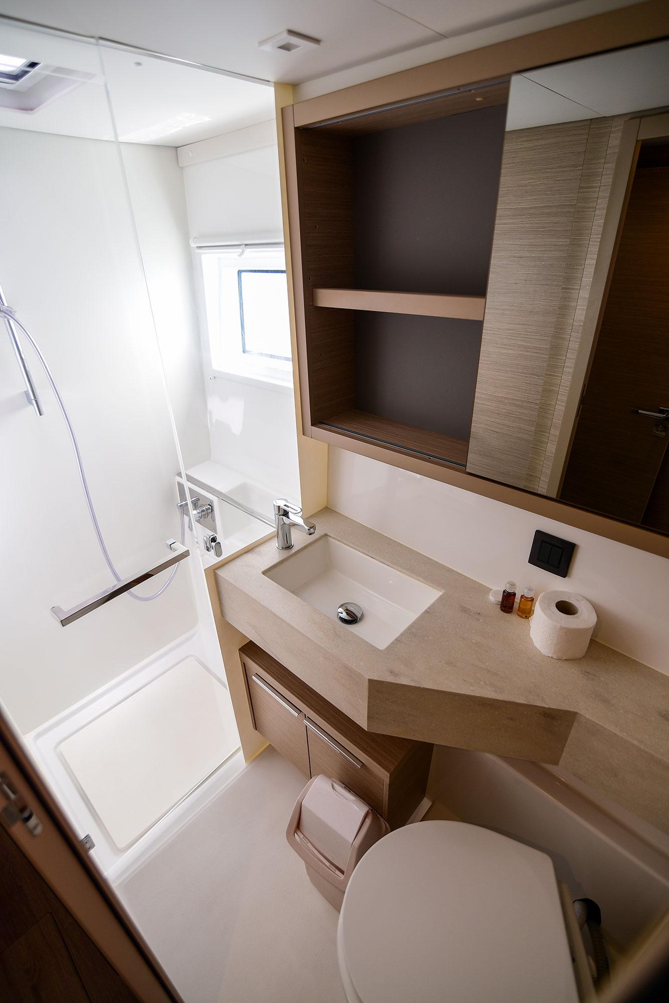 Lagoon 46 - 4 + 1 cab., picture 24