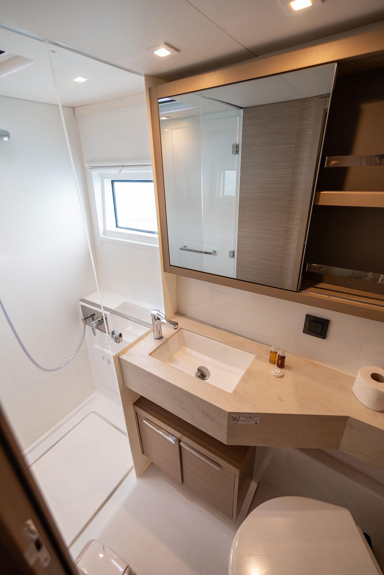 Lagoon 46 - 4 + 1 cab., picture 27