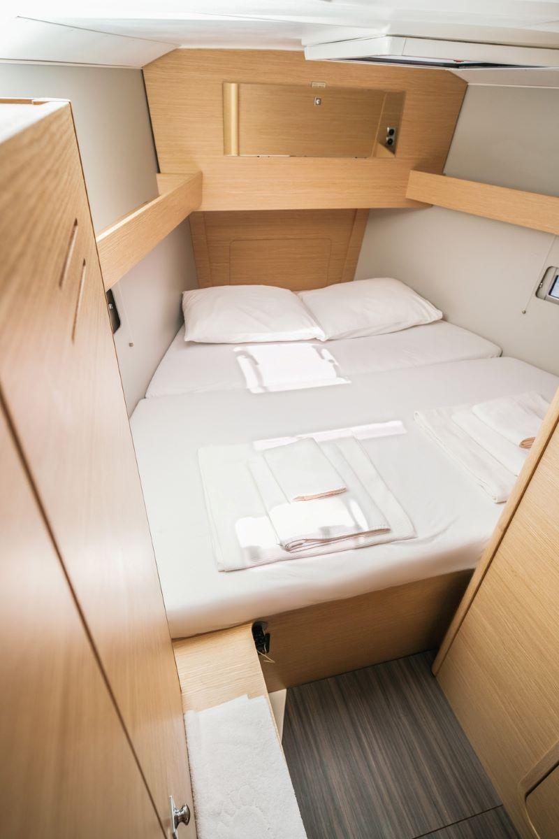Dufour 390, picture 17