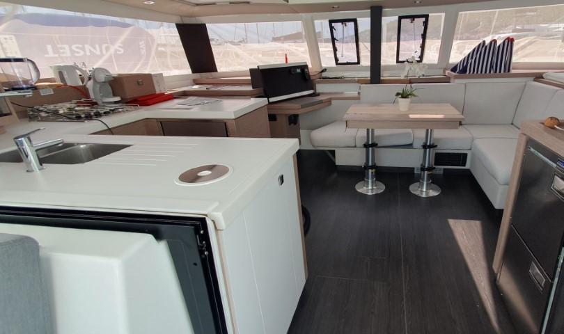 Fountaine Pajot Astrea 42 - 4 + 1 cab., picture 8