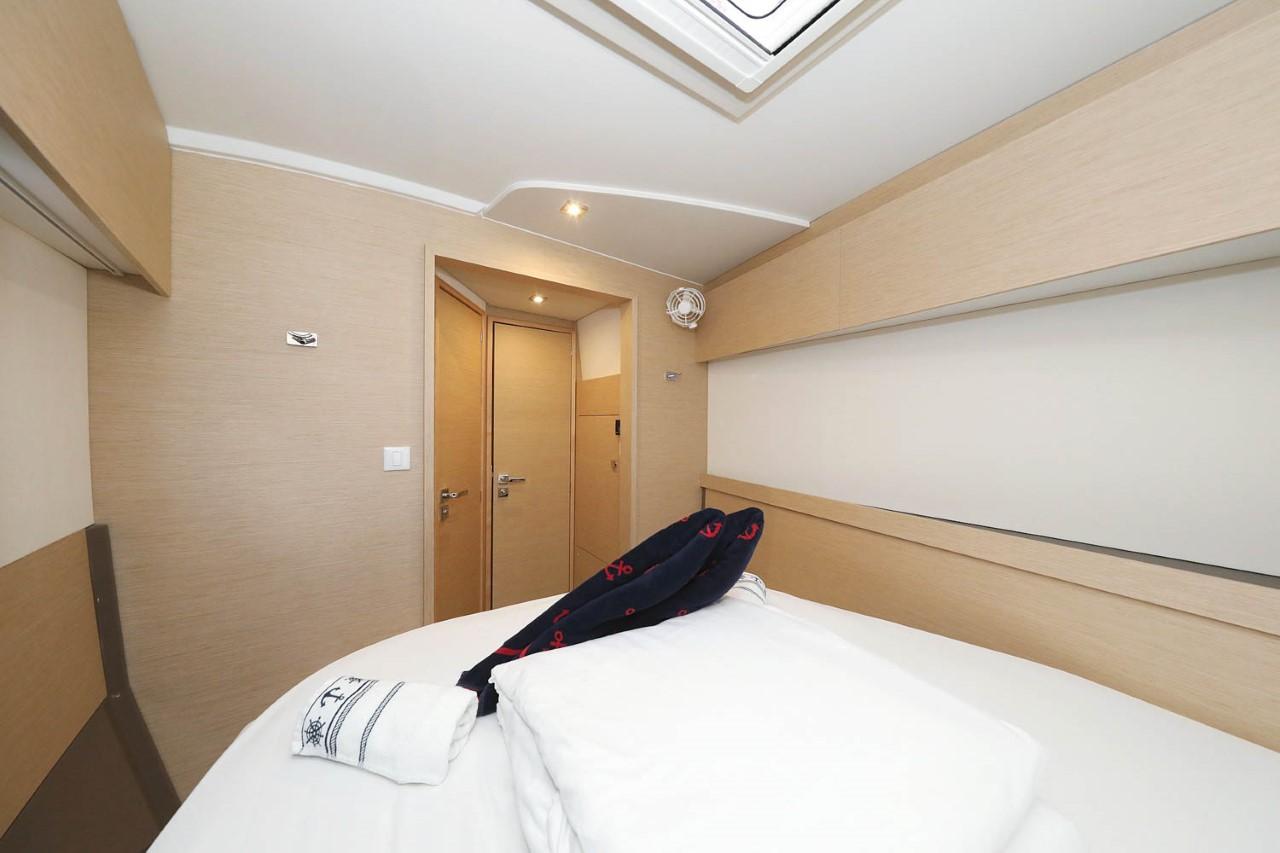 Fountaine Pajot Astrea 42 - 4 + 1 cab., picture 14