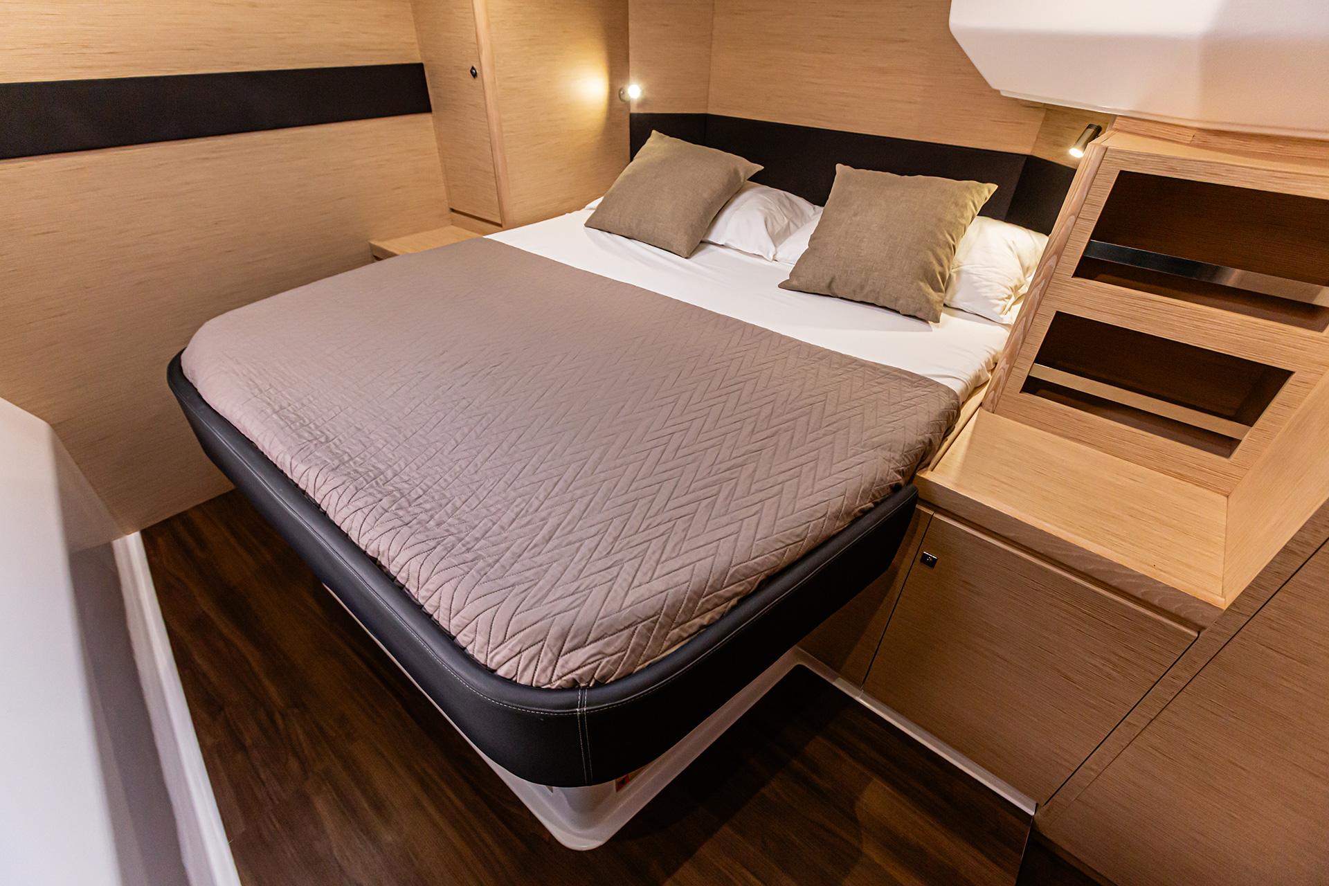 Dufour 48 Catamaran - 5 + 1 cab., picture 8