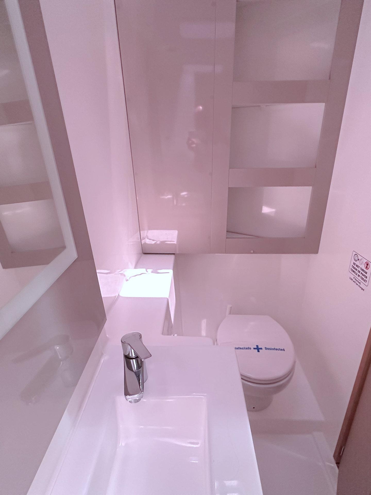 Fountaine Pajot Isla 40 - 4 + 1 cab., picture 20