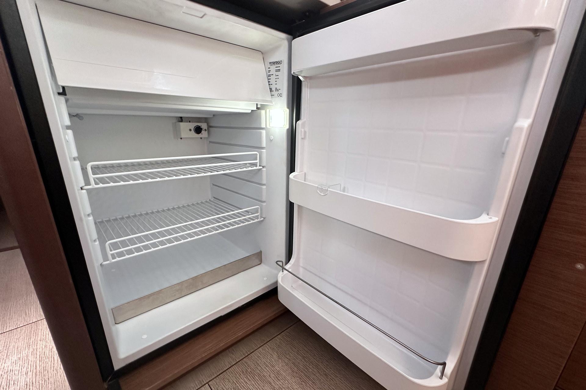 Oceanis 51.1, picture 12