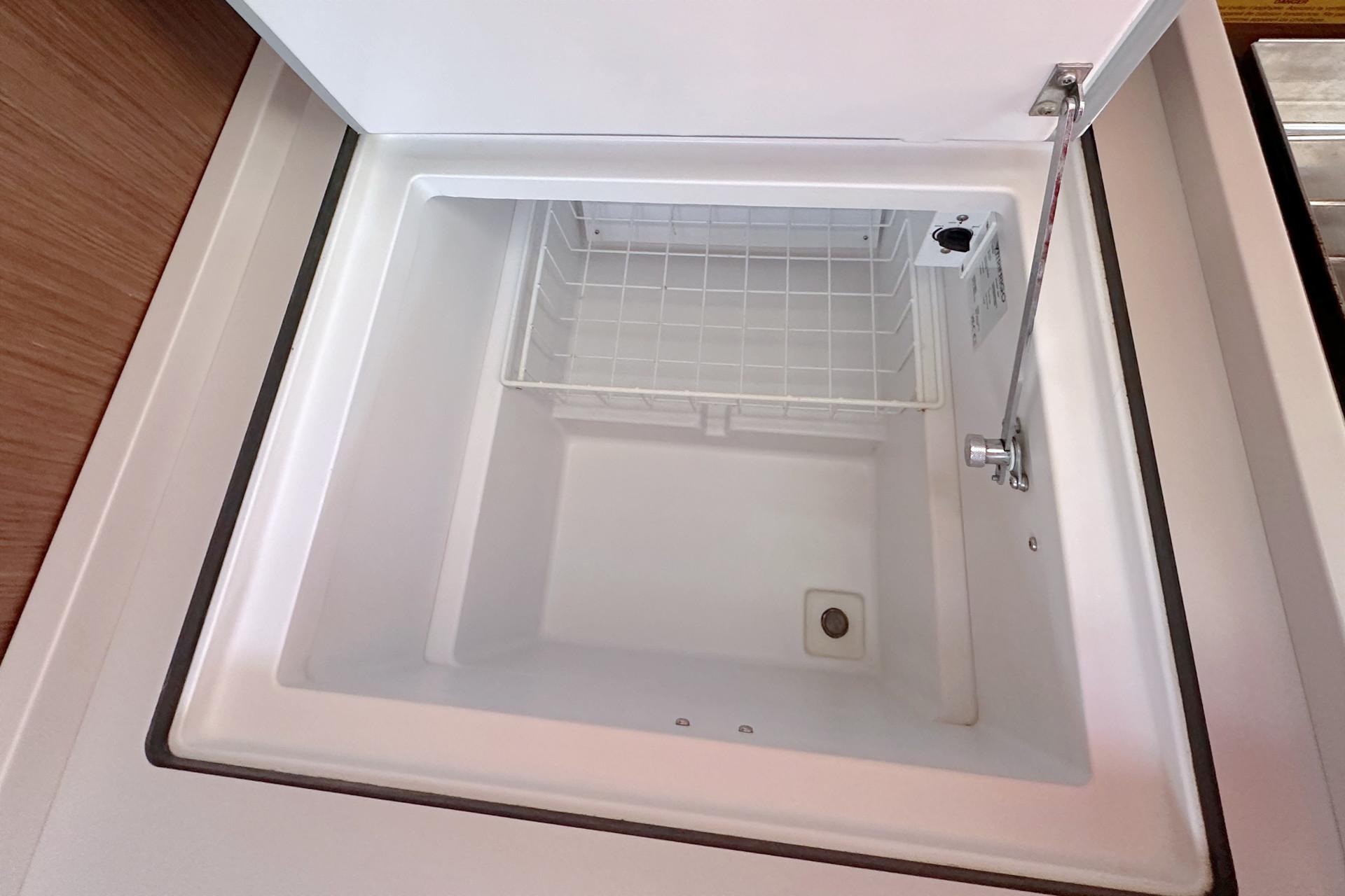 Oceanis 51.1, picture 13