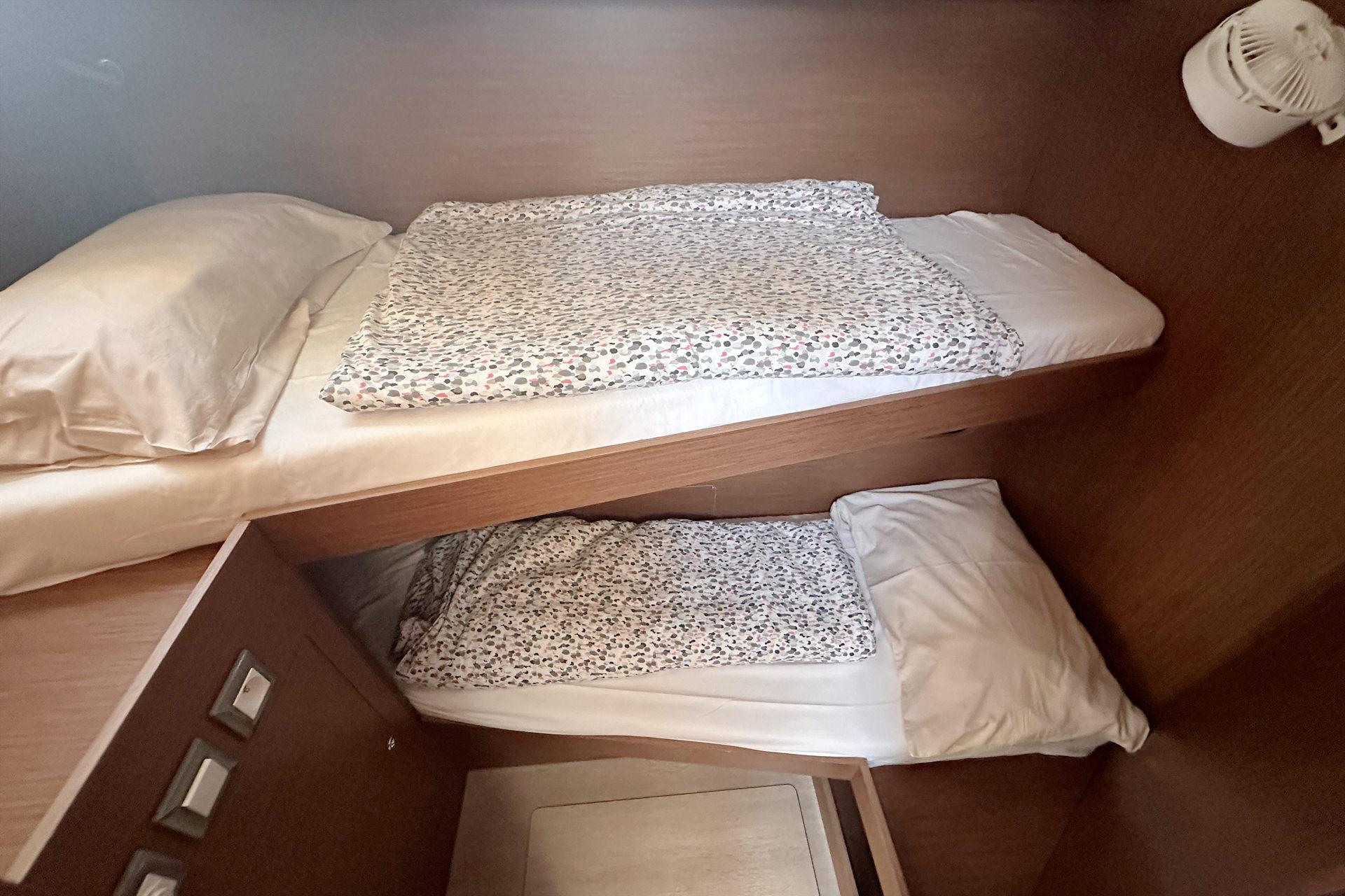 Oceanis 51.1, picture 18