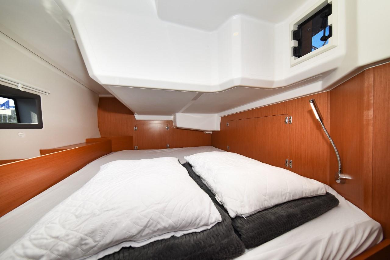 Bavaria C42, picture 35