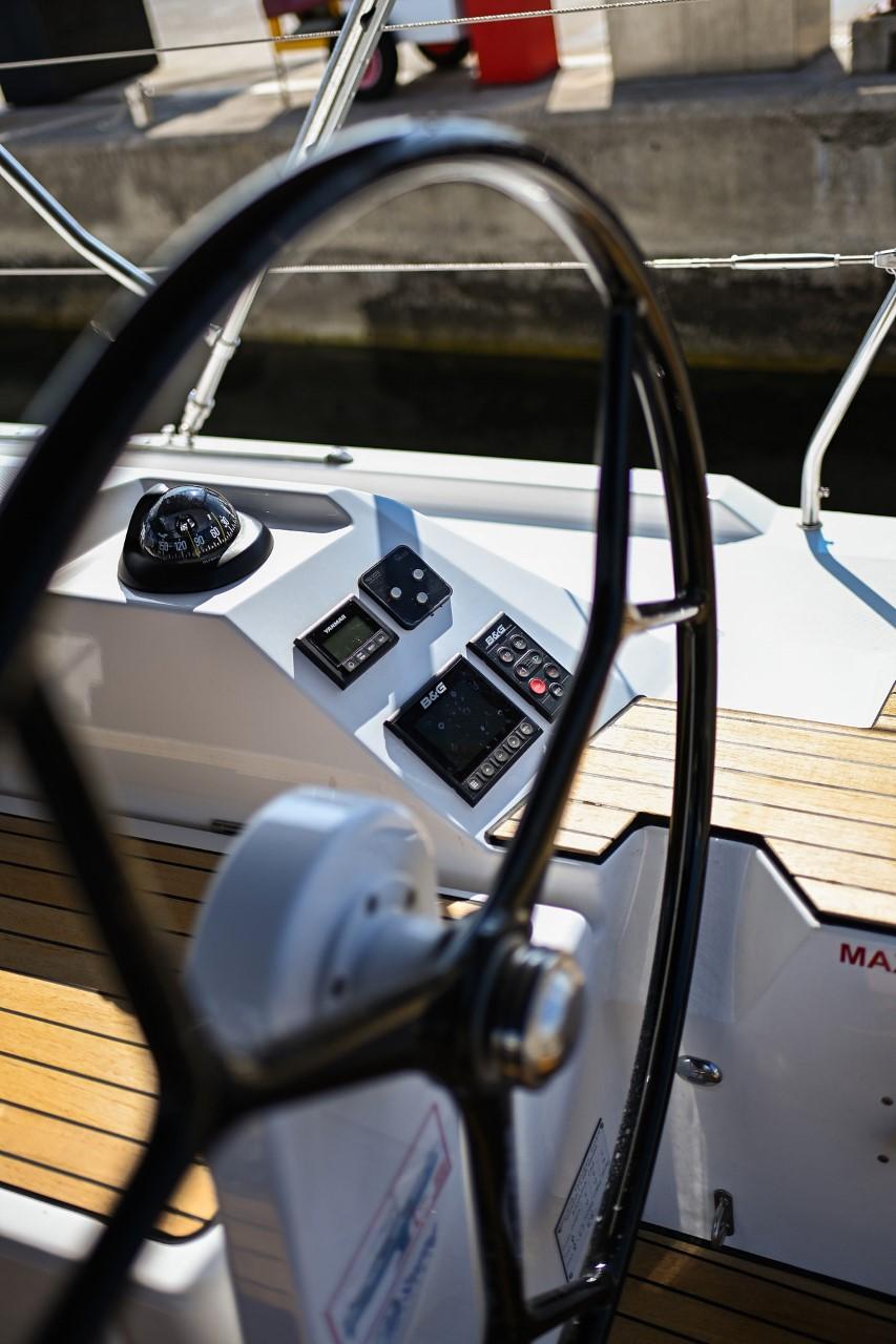 Bavaria C42, picture 9