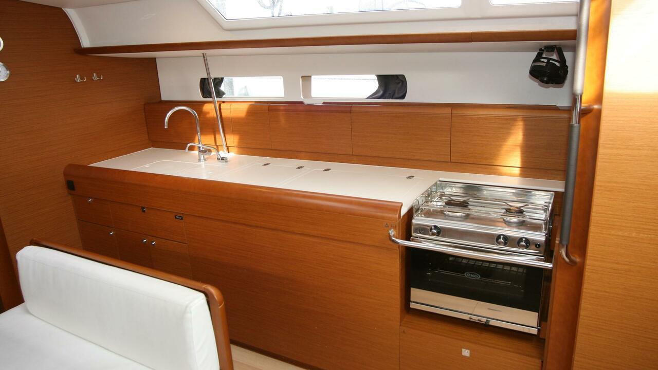 Sun Odyssey 479 - 4 cab., picture 12