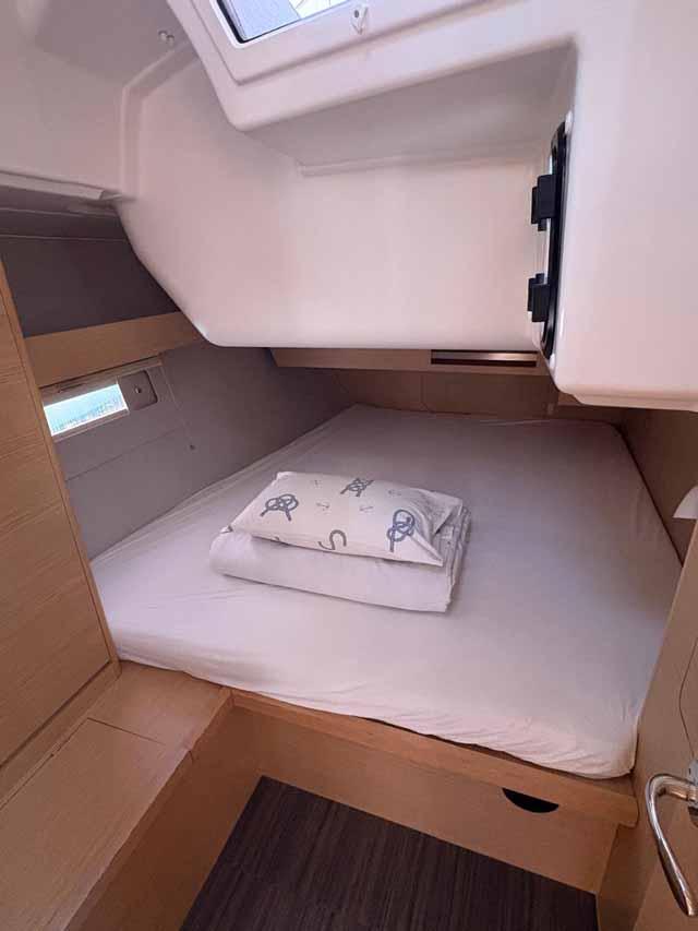 Dufour 430, picture 10