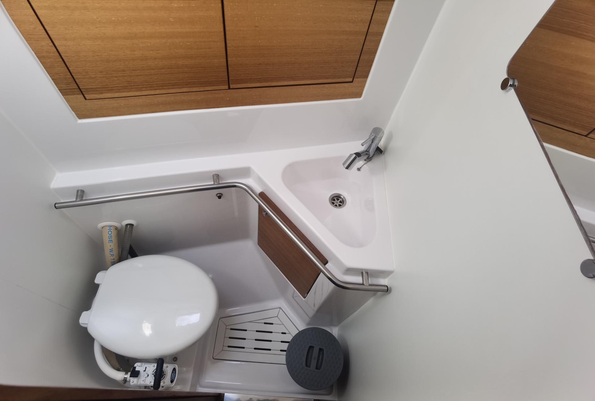 Elan Impression 45.1, picture 10