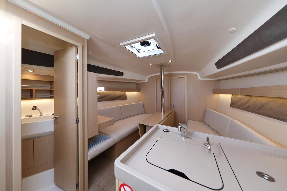 Oceanis 34.1 - 3 cab., picture 15