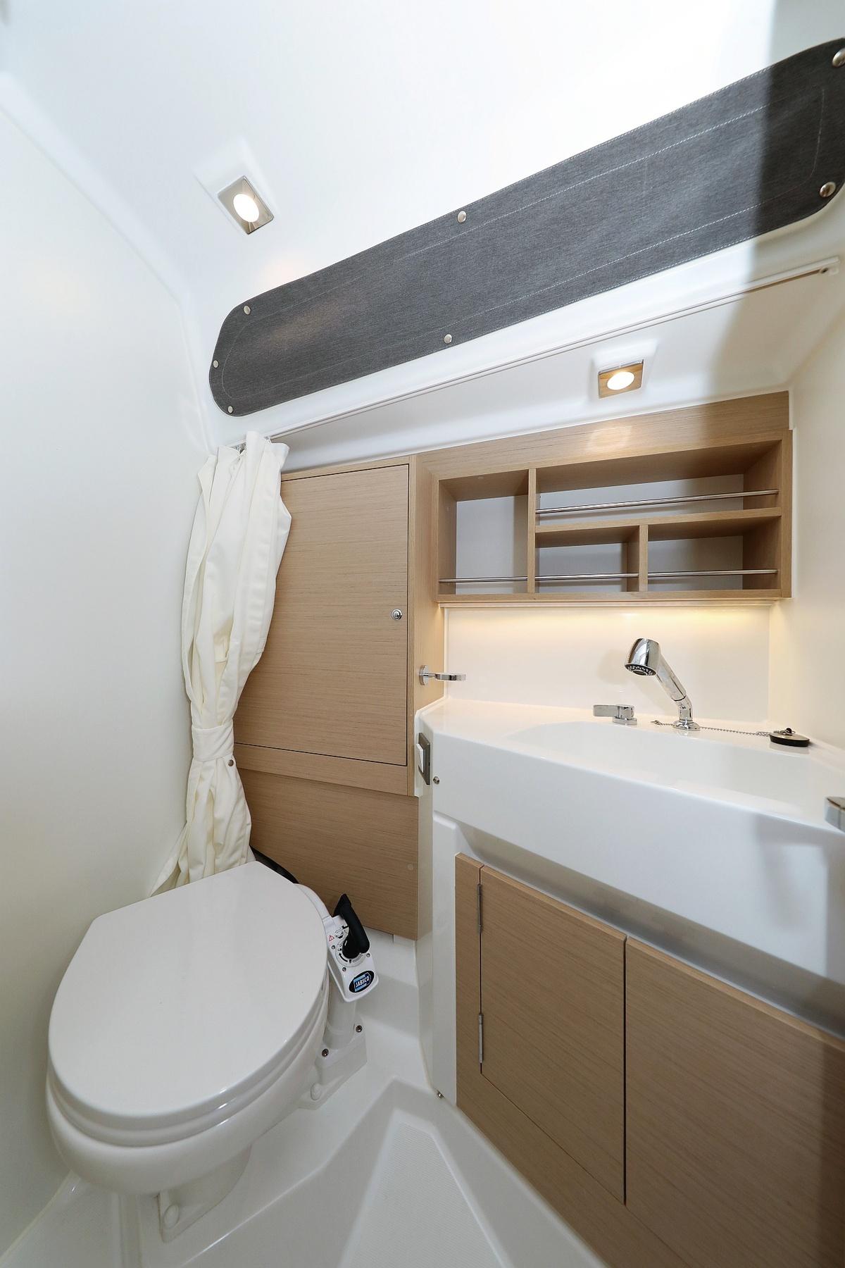 Oceanis 34.1 - 3 cab., picture 20