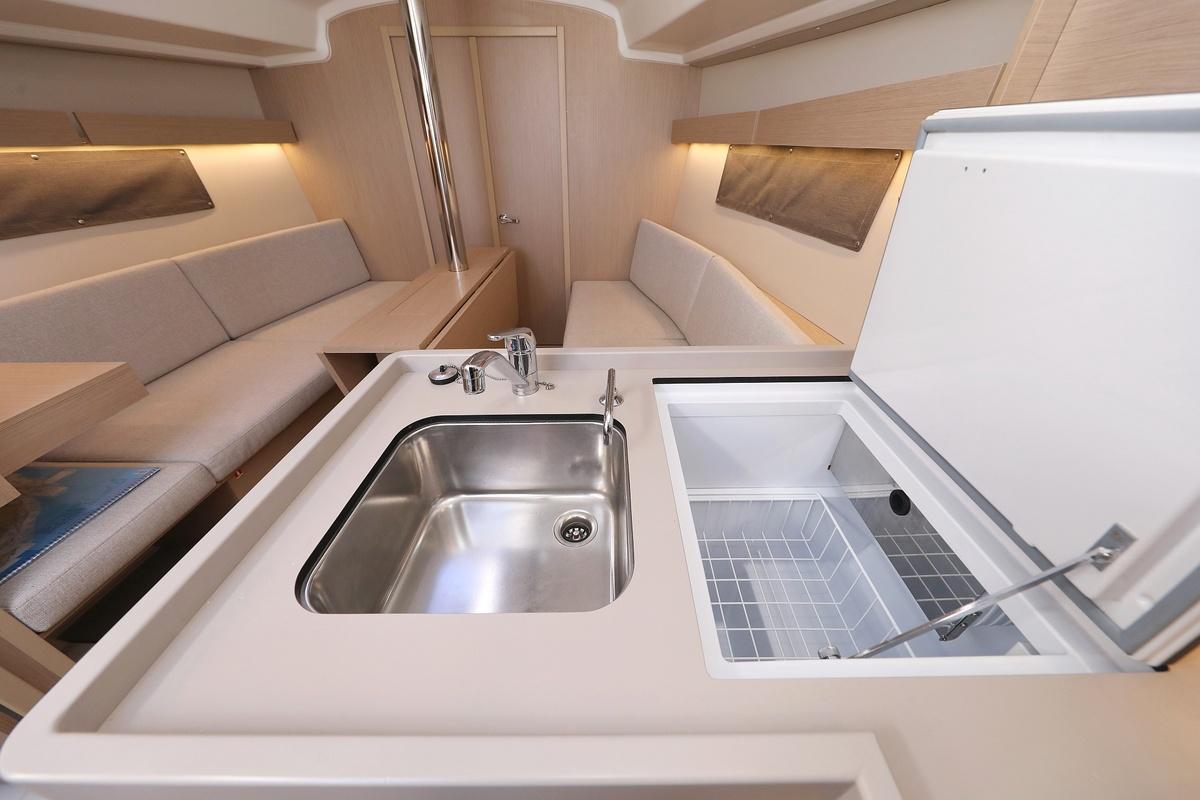 Oceanis 34.1 - 3 cab., picture 14