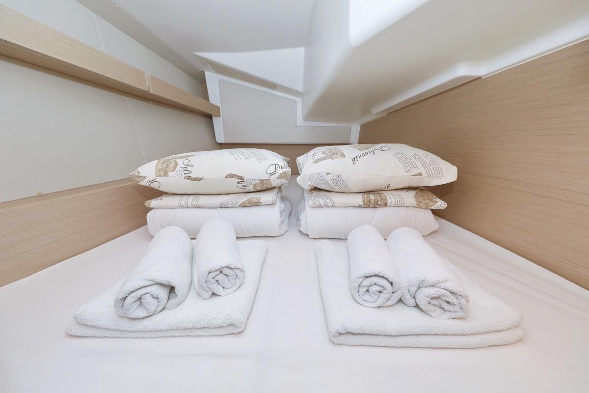 Oceanis 34.1 - 3 cab., picture 17