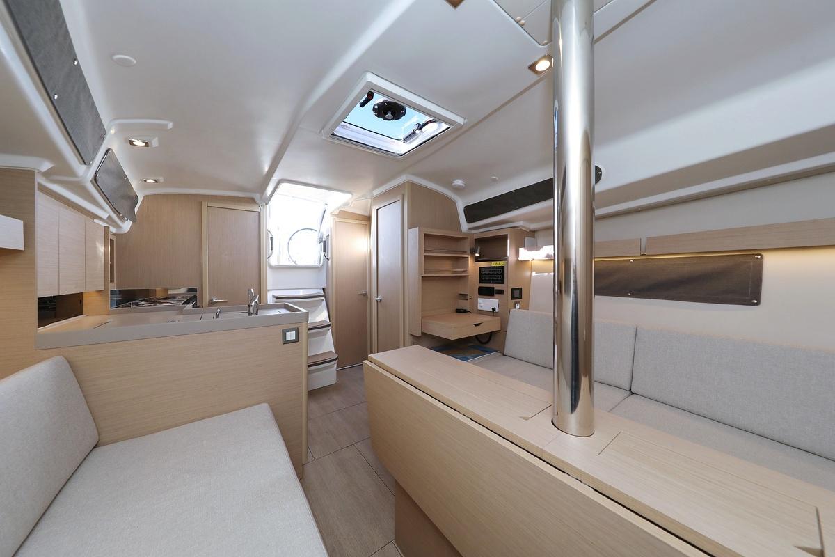 Oceanis 34.1 - 3 cab., picture 12