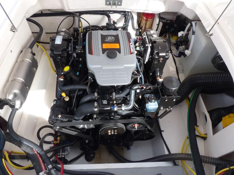 Chaparral 225 SSi Cuddy, picture 18