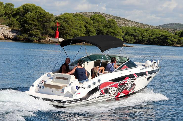 Chaparral 225 SSi Cuddy, picture 3