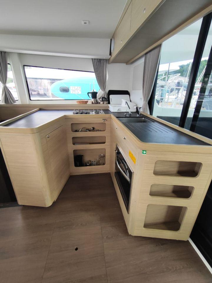 Lagoon 42 - 4 + 2 cab., picture 7