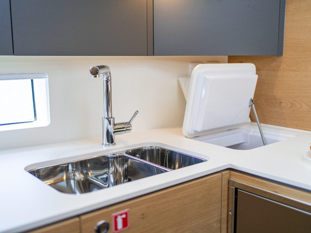 Elan Impression 45 - 4 cab., picture 18