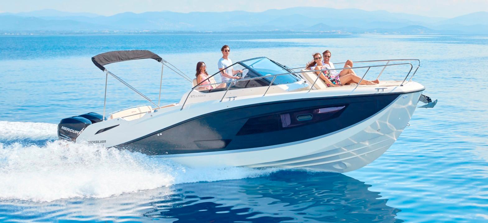 Quicksilver Activ 875 Sundeck, picture 1