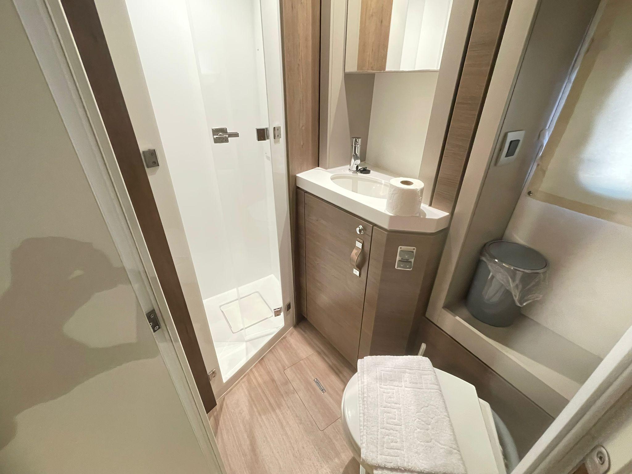 Bali 4.6 - 5 + 1 cab., picture 23