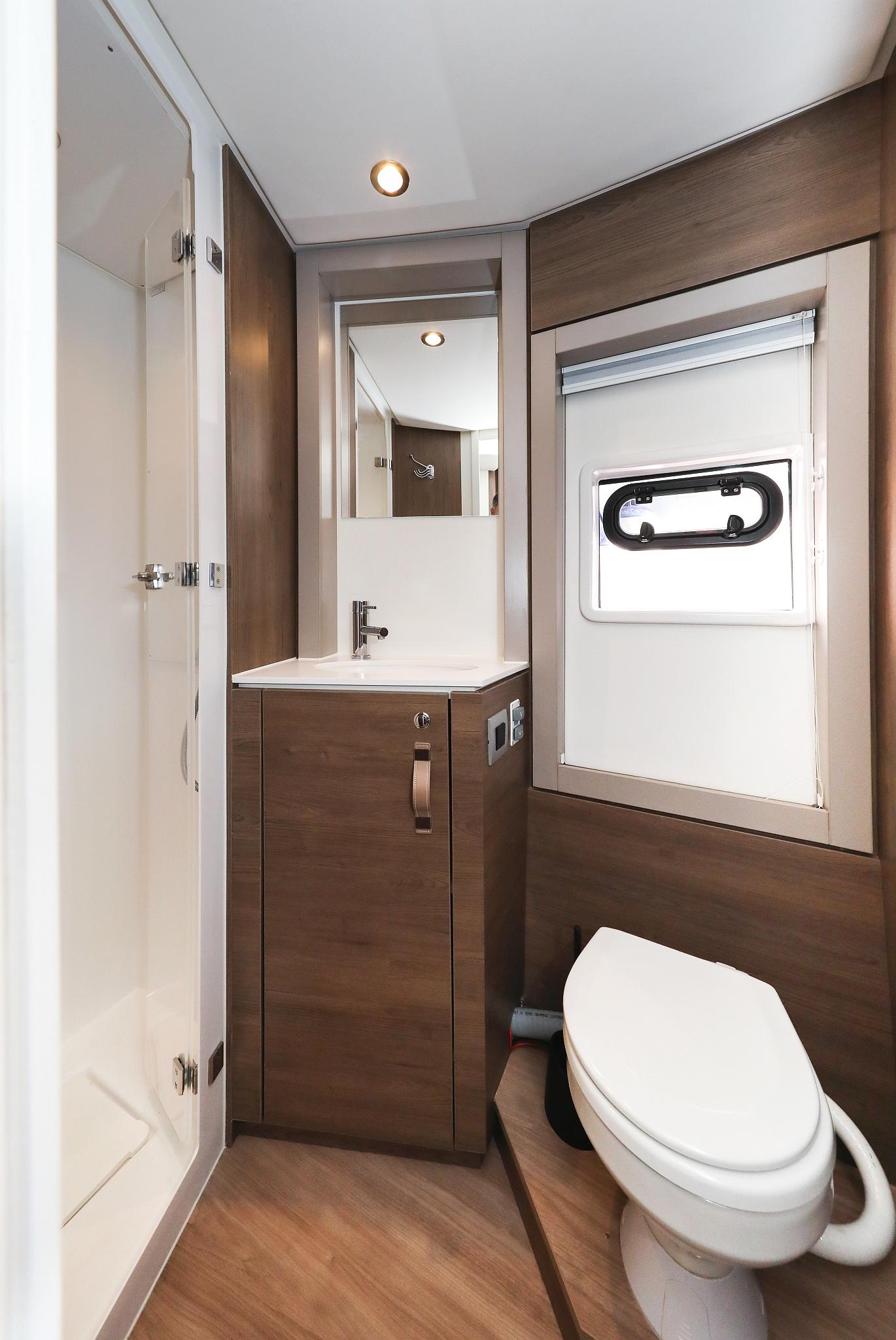 Bali 4.4 - 4 + 2 cab., picture 38