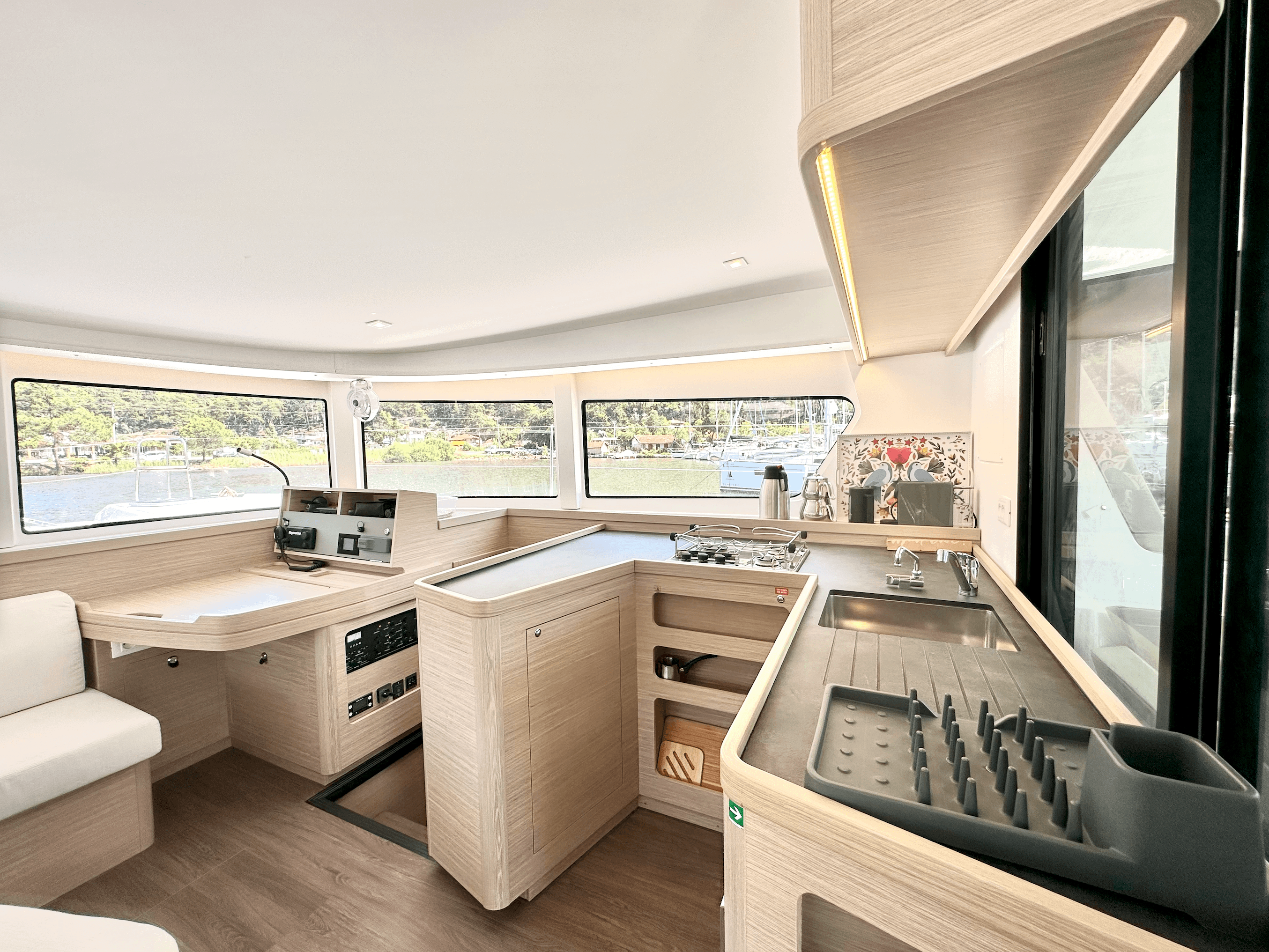 Lagoon 42 - 4 + 2 cab., picture 12