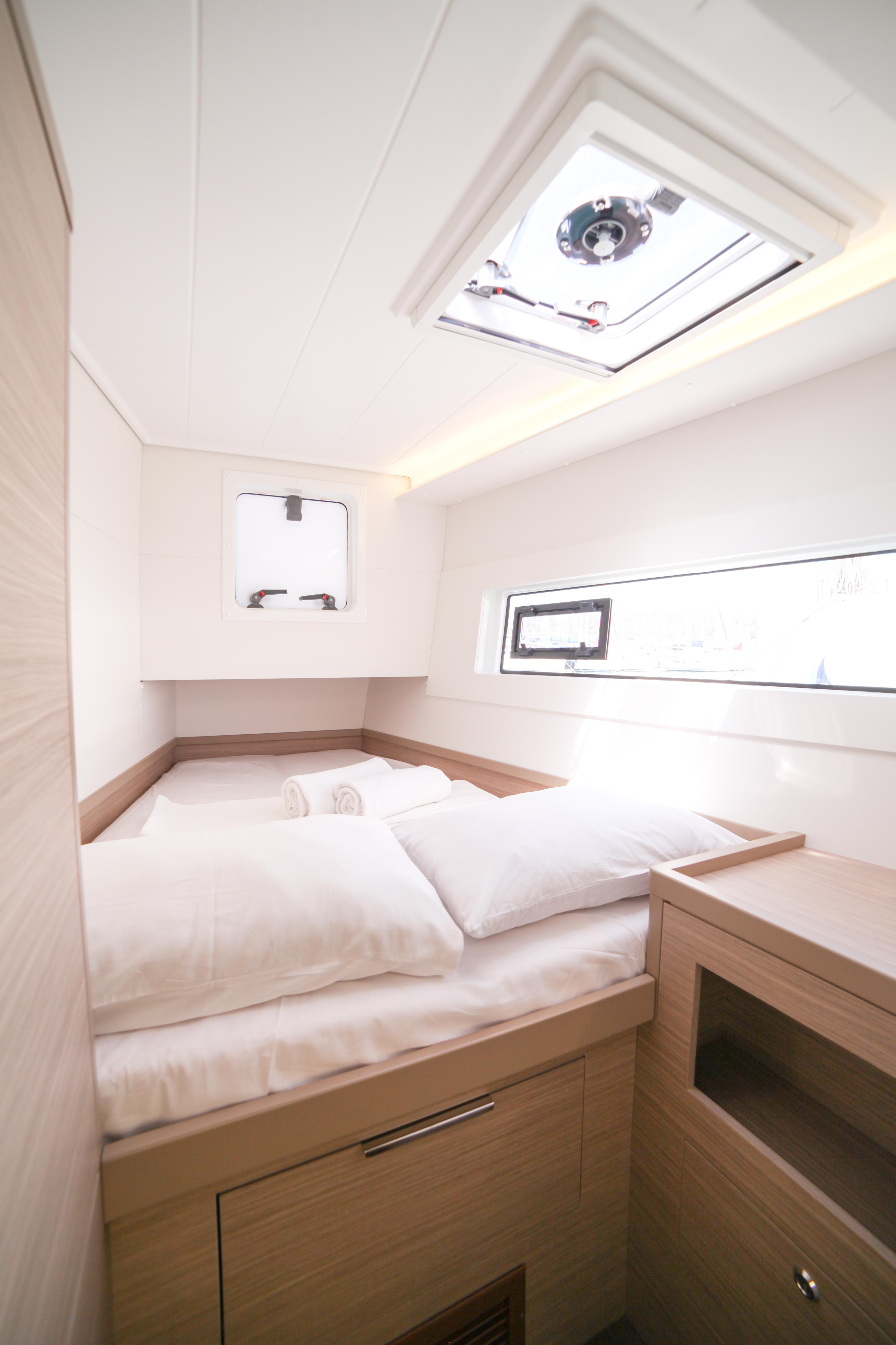 Lagoon 40 - 4 + 2 cab, picture 15