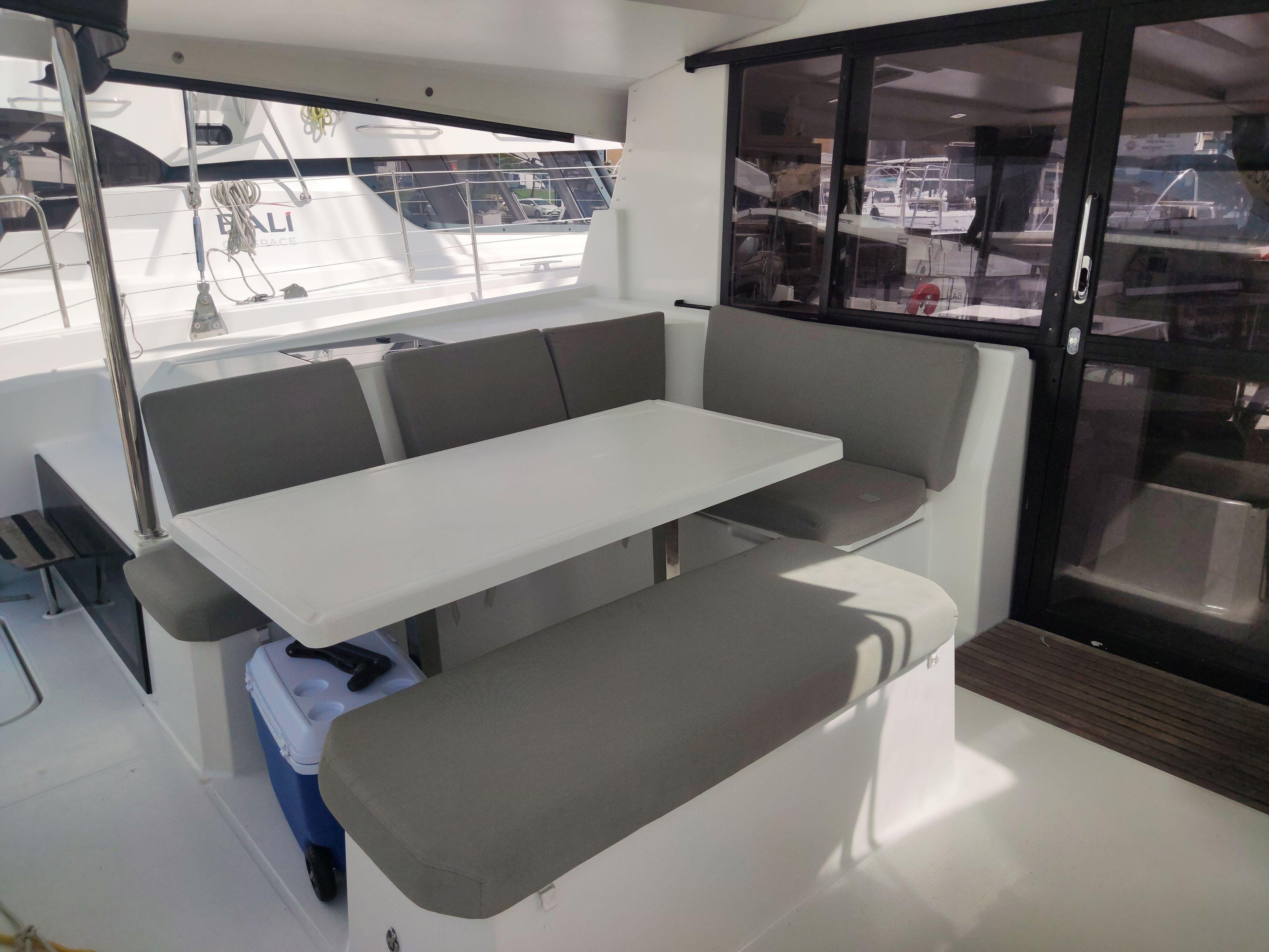 Fountaine Pajot Astrea 42 - 4 + 2 cab. - Atchoum, picture 8
