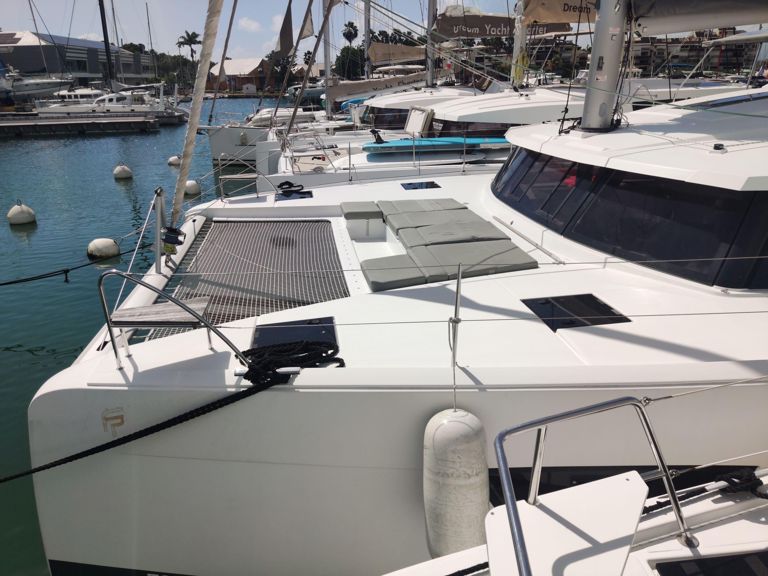 Fountaine Pajot Astrea 42 - 4 + 2 cab. - Atchoum, picture 6