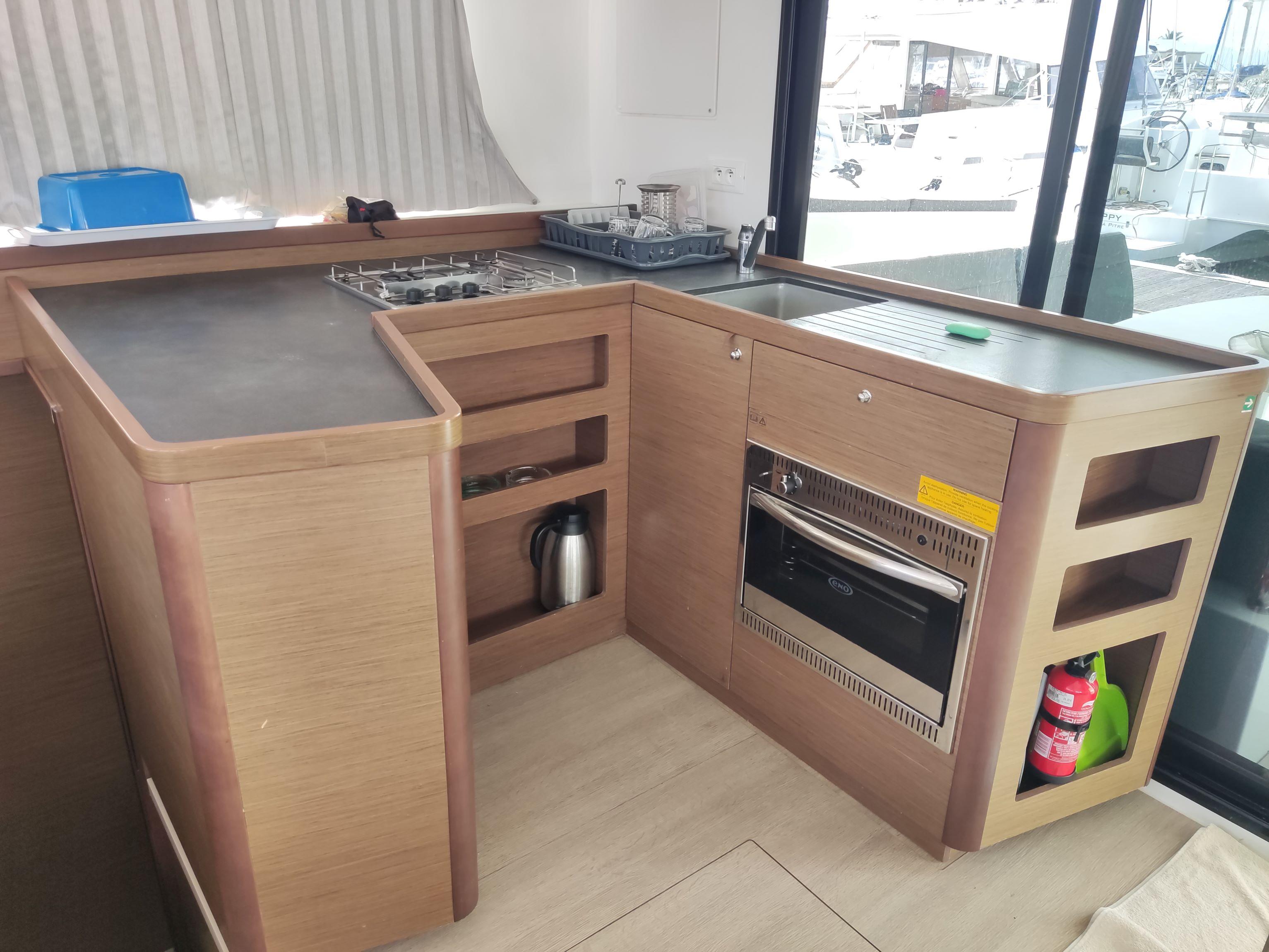 Lagoon 42 - 4 + 2 cab., picture 16