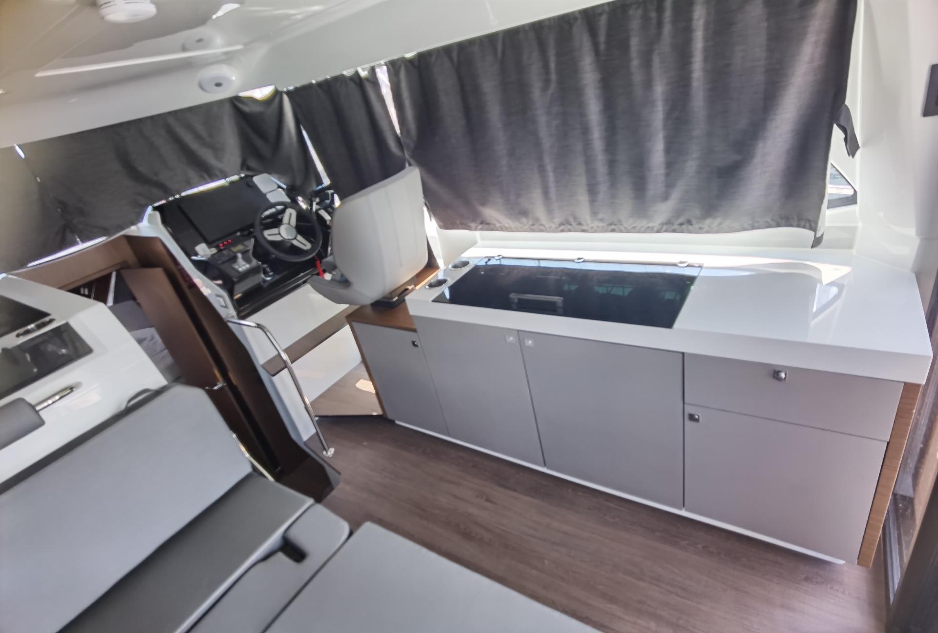 Antares 11 Fly OB, picture 27