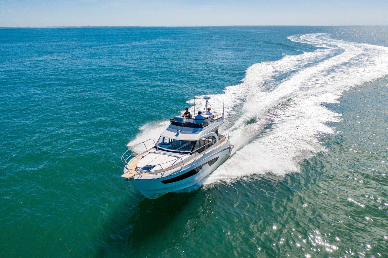 Antares 11 Fly OB, picture 1