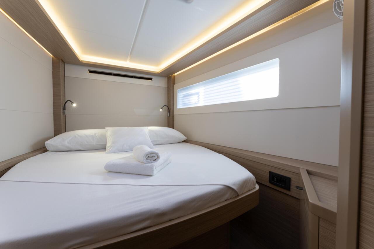 Lagoon 46 - 4 + 2 cab., picture 16