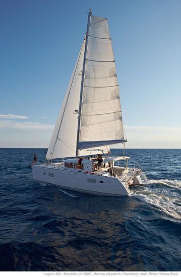 Lagoon 400 S2, picture 1