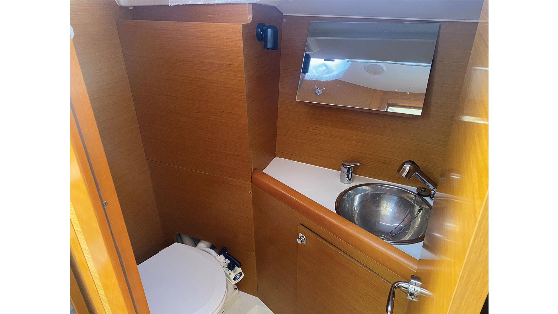 Sun Odyssey 349 - 3 cab., picture 11